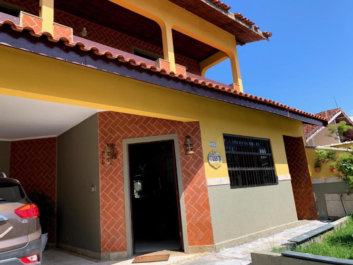 Lindo Sobrado Amarelo -próximo a praia Mongaguá Exterior foto