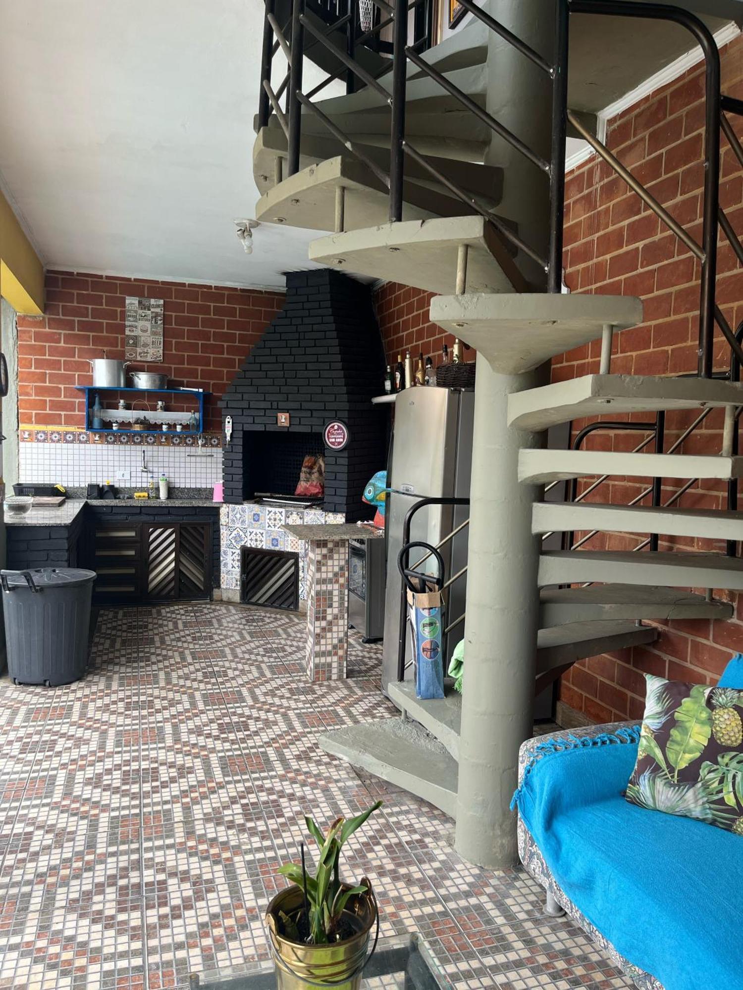 Lindo Sobrado Amarelo -próximo a praia Mongaguá Exterior foto